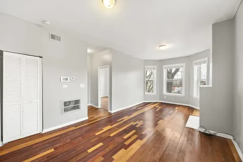 6649 South Rhodes Avenue Chicago IL 60637