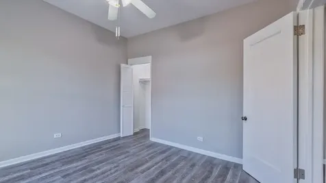 1327 East 52nd Street Chicago IL 60615