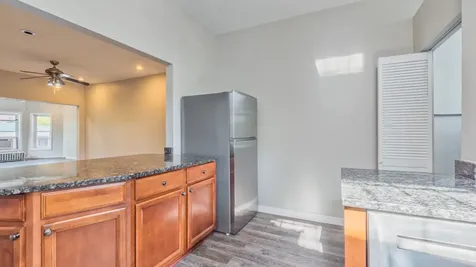 1327 East 52nd Street Chicago IL 60615