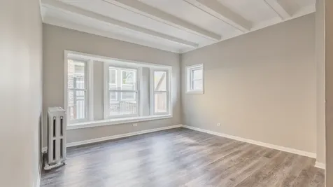1327 East 52nd Street Chicago IL 60615