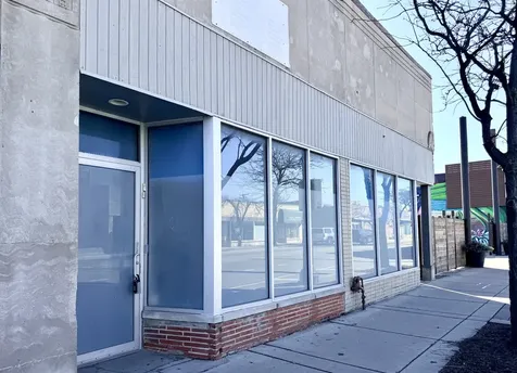 2007 West Howard Street Chicago IL 60645