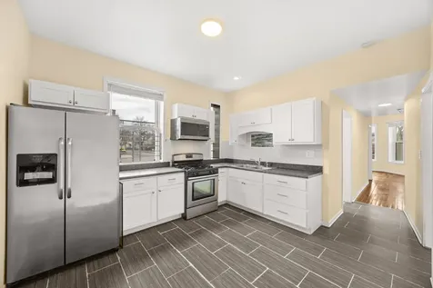 6649 South Rhodes Avenue Chicago IL 60637
