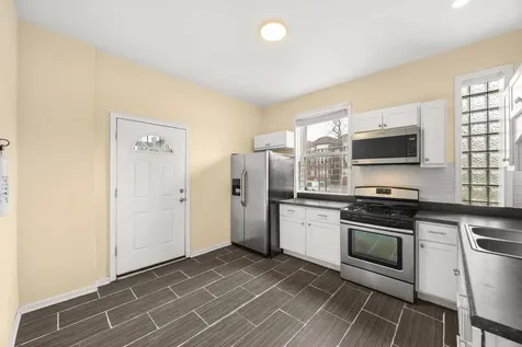 6649 South Rhodes Avenue Chicago IL 60637
