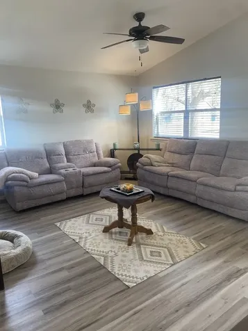 3002 Gilead Avenue Zion IL 60099