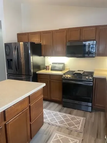 3002 Gilead Avenue Zion IL 60099