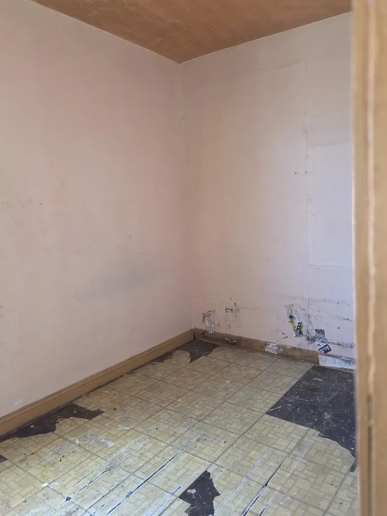 8847 South Burley Avenue Chicago IL 60617