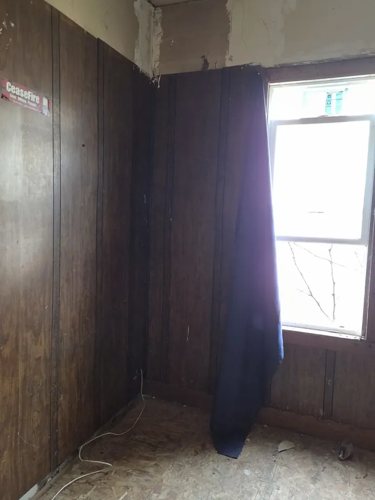 8847 South Burley Avenue Chicago IL 60617