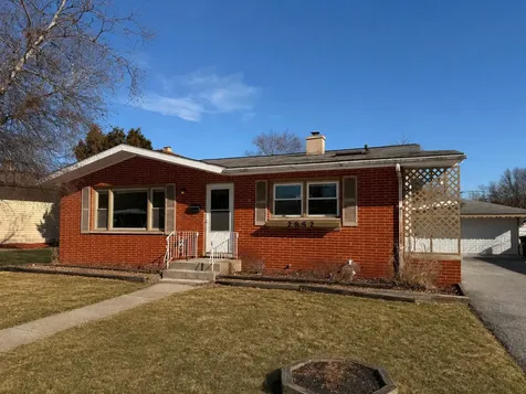 2852 189TH Street Lansing IL 60438