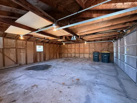 2852 189TH Street Lansing IL 60438