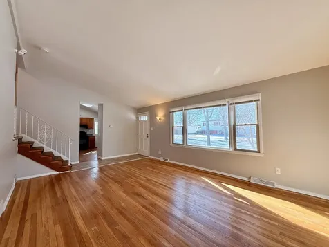 2852 189TH Street Lansing IL 60438