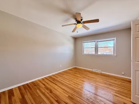 2852 189TH Street Lansing IL 60438