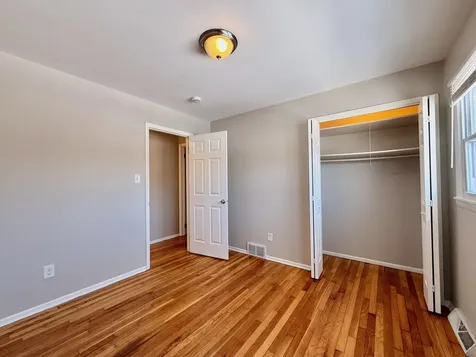 2852 189TH Street Lansing IL 60438