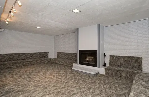 5009 Whispering Pine Circle Thomson IL 61285