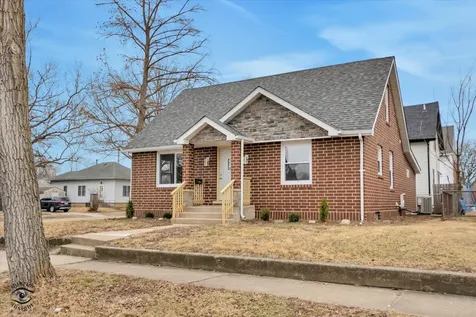 702 South Lincoln Avenue Kankakee IL 60901