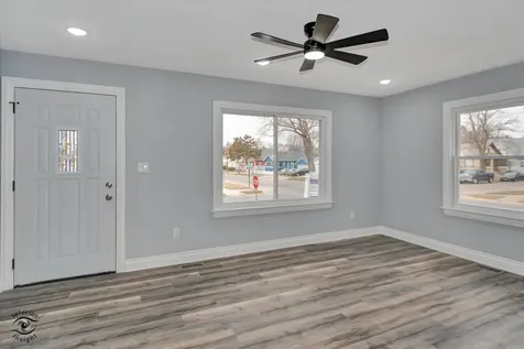 702 South Lincoln Avenue Kankakee IL 60901