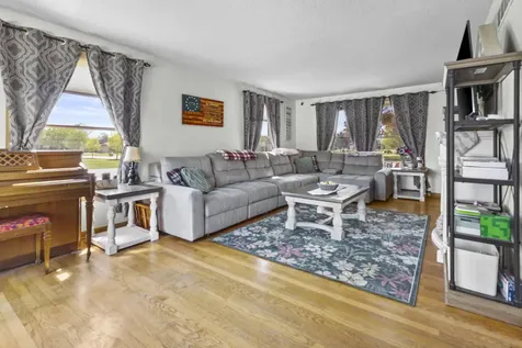 403 Orchard Lane Beecher IL 60401
