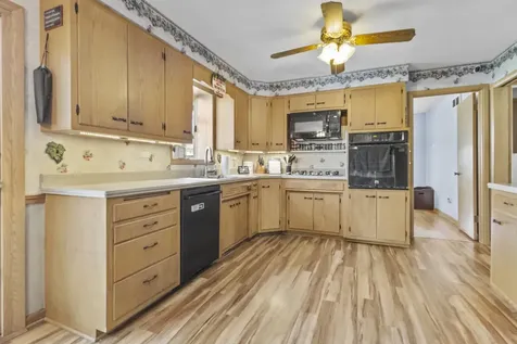403 Orchard Lane Beecher IL 60401