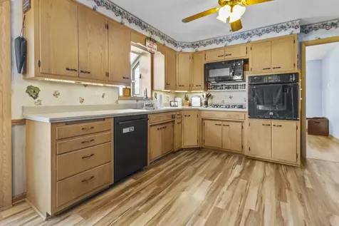 403 Orchard Lane Beecher IL 60401