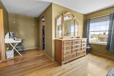 403 Orchard Lane Beecher IL 60401