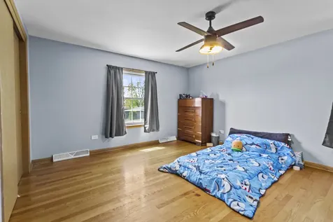 403 Orchard Lane Beecher IL 60401