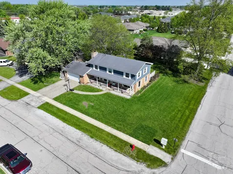 403 Orchard Lane Beecher IL 60401