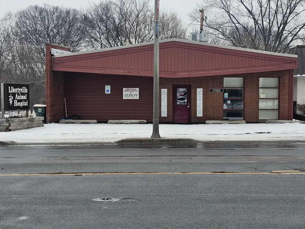 134 South Milwaukee Avenue Libertyville IL 60048