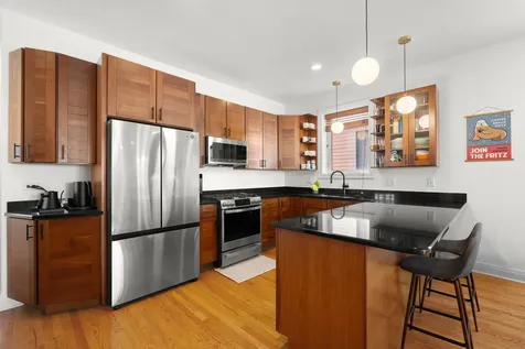 2407 West Moffat Street Chicago IL 60647