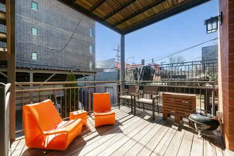 2407 West Moffat Street Chicago IL 60647
