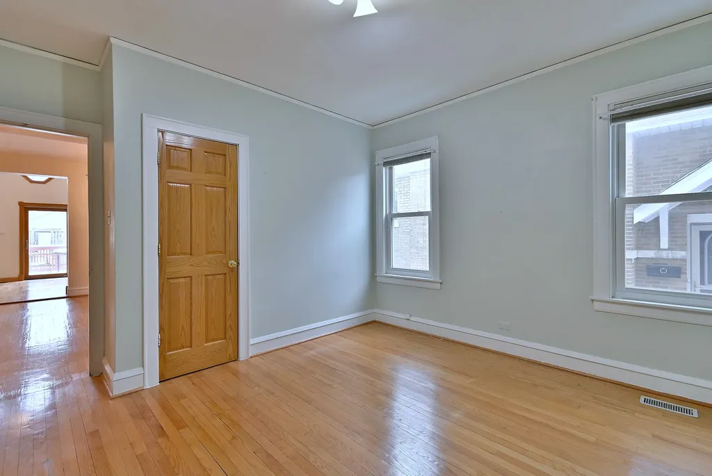 7324 West Lunt Avenue Chicago IL 60631