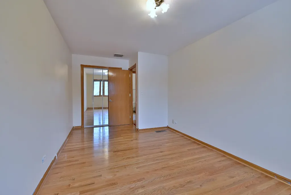 7324 West Lunt Avenue Chicago IL 60631