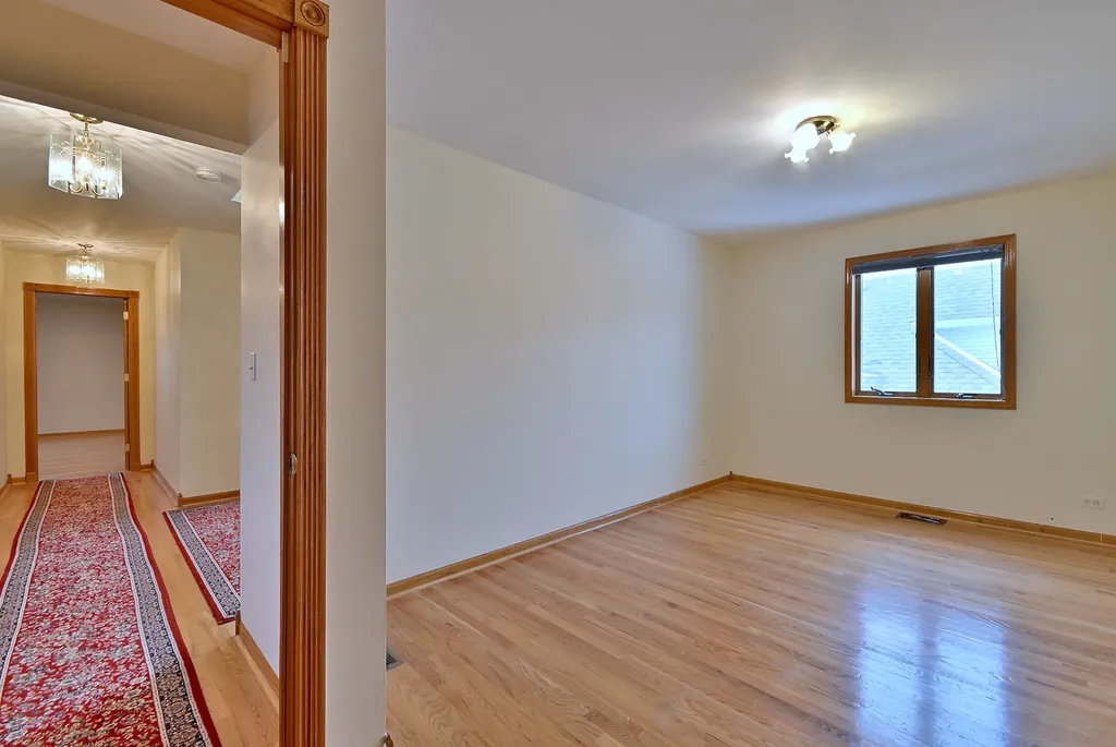 7324 West Lunt Avenue Chicago IL 60631