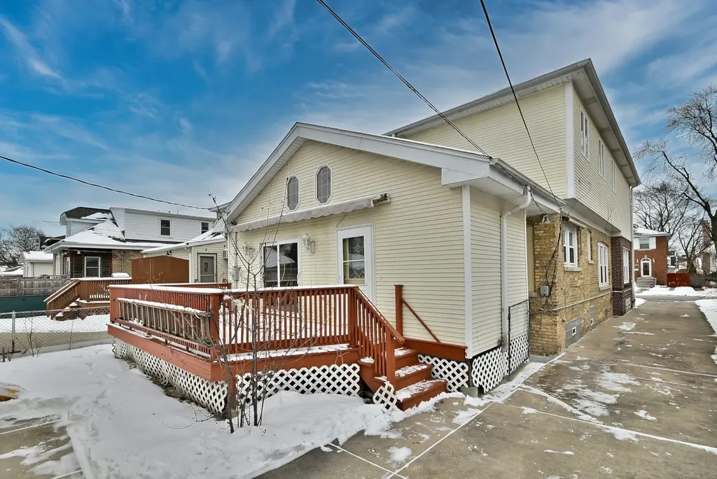 7324 West Lunt Avenue Chicago IL 60631