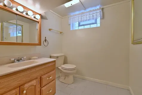 7324 West Lunt Avenue Chicago IL 60631