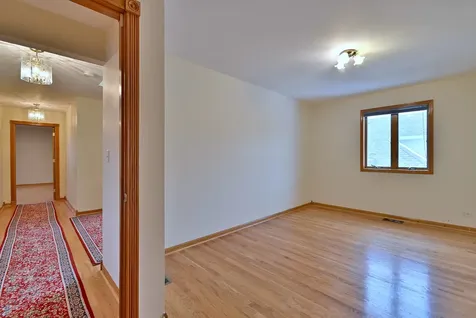 7324 West Lunt Avenue Chicago IL 60631