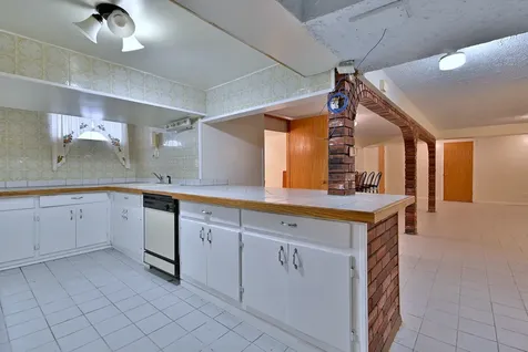 7324 West Lunt Avenue Chicago IL 60631