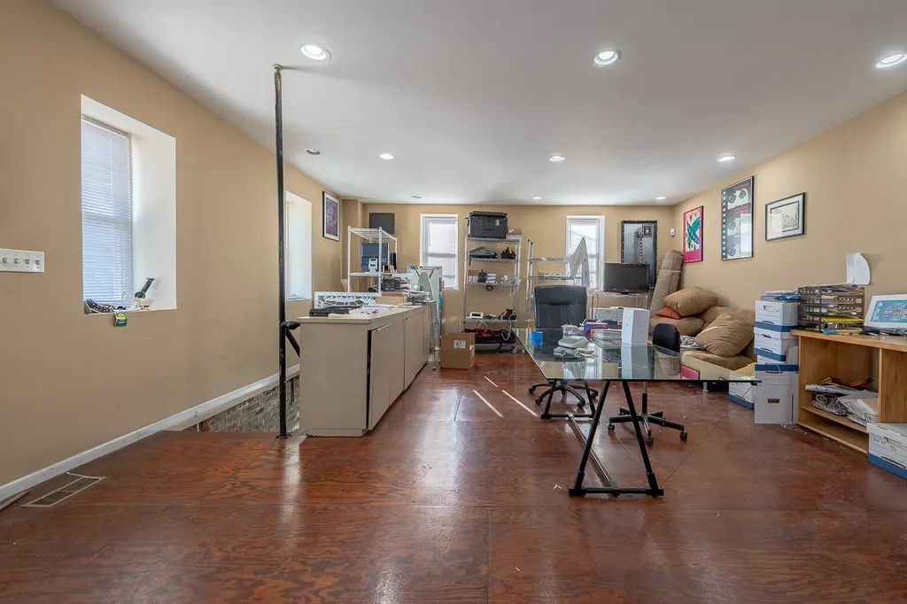 526 North Ashland Avenue Chicago IL 60622