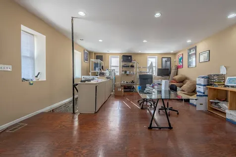526 North Ashland Avenue Chicago IL 60622