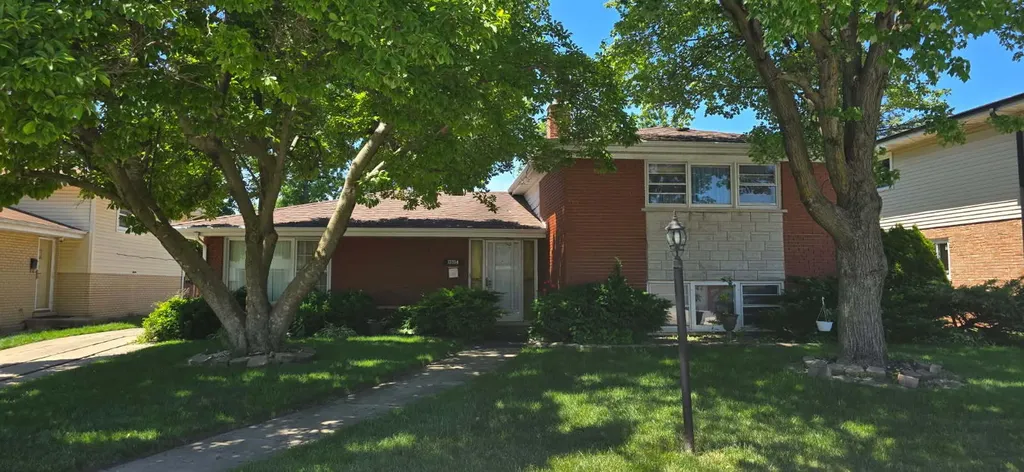 15354 Dobson Avenue South Holland IL 60473