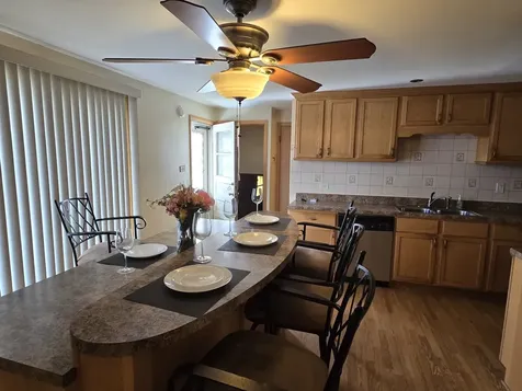 15354 Dobson Avenue South Holland IL 60473