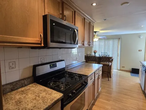 15354 Dobson Avenue South Holland IL 60473