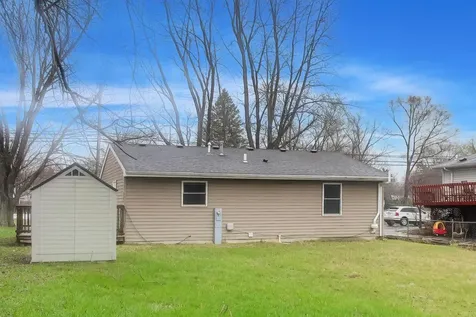 37182 North Il Route 59 Lake Villa IL 60046