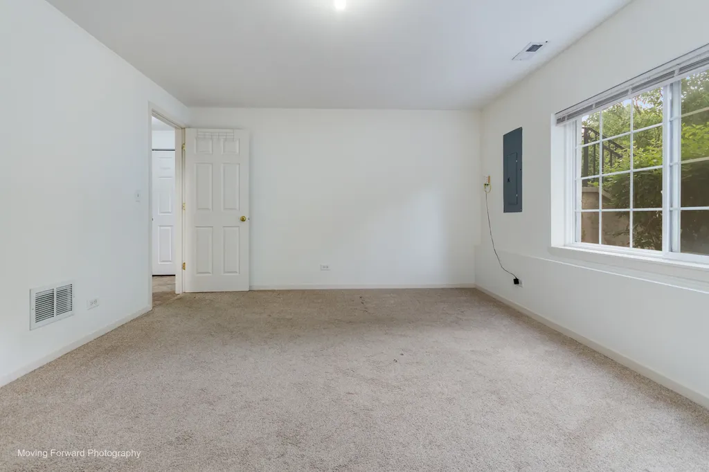 733 Station Boulevard Aurora IL 60504