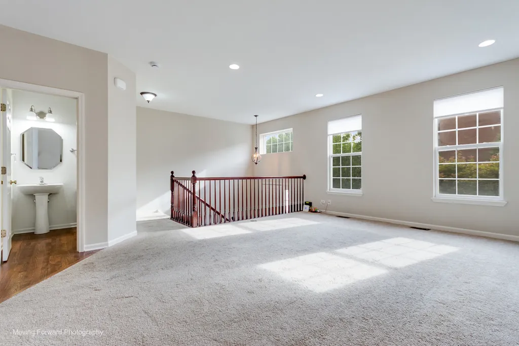 733 Station Boulevard Aurora IL 60504