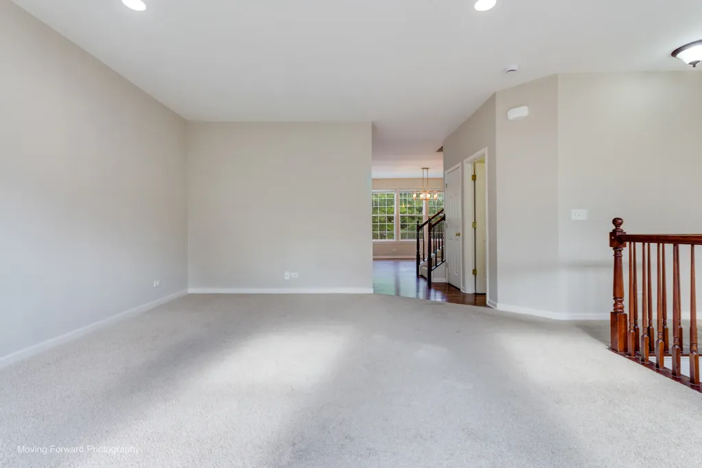 733 Station Boulevard Aurora IL 60504