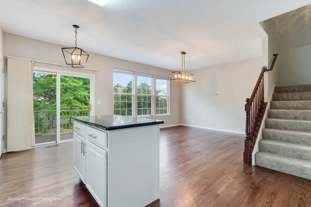 733 Station Boulevard Aurora IL 60504