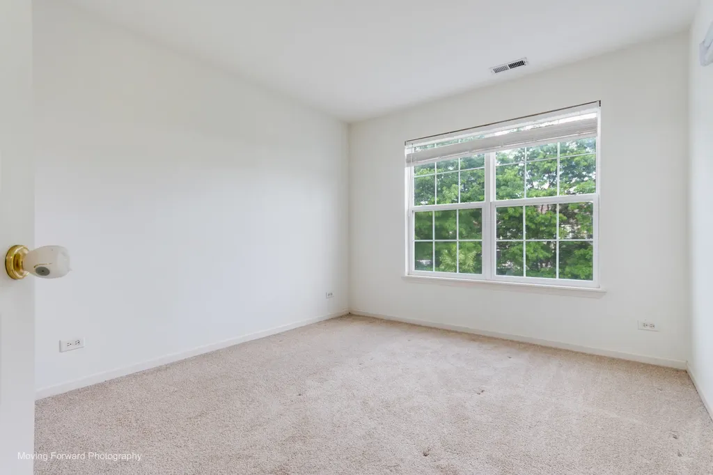 733 Station Boulevard Aurora IL 60504