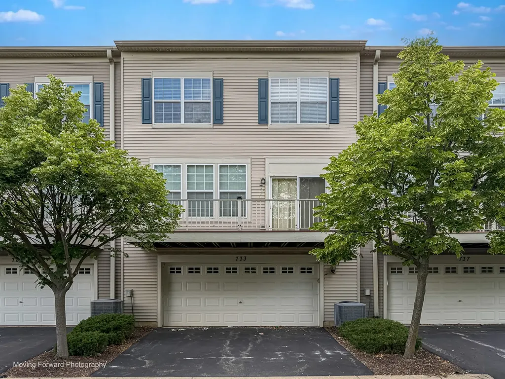 733 Station Boulevard Aurora IL 60504