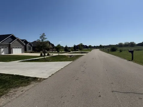 3325 Country Club Lane Morris IL 60450