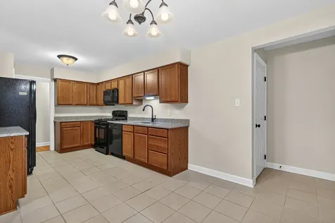 495 8TH Street Chicago Heights IL 60411