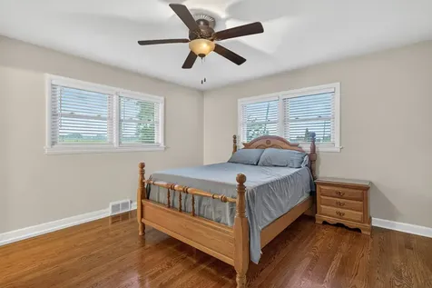 495 8TH Street Chicago Heights IL 60411